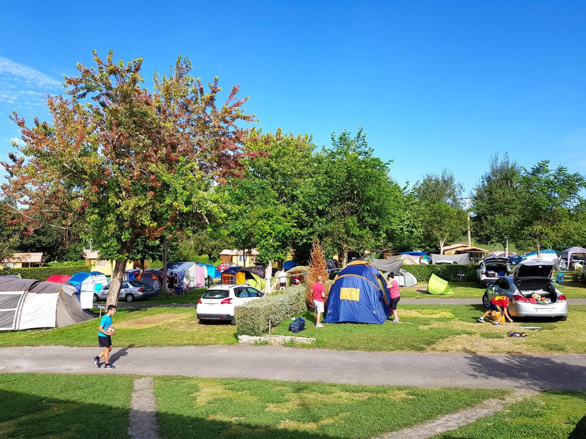 Camping L'Amuravela Cudillero Ngoại thất bức ảnh